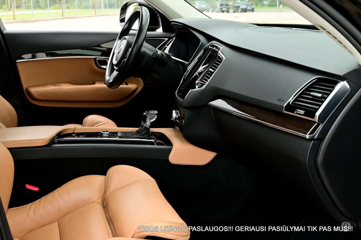 Volvo XC90, 2.0 l., off-road / crossover
