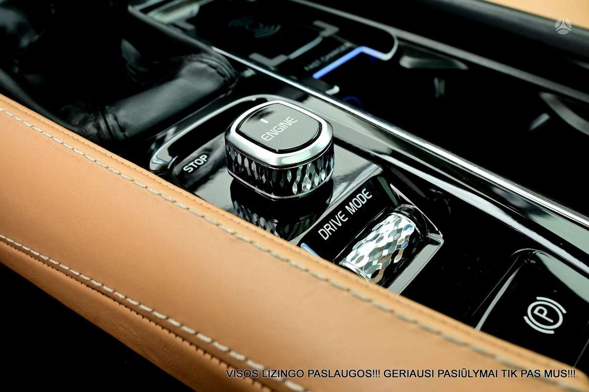 Volvo XC90, 2.0 l., off-road / crossover