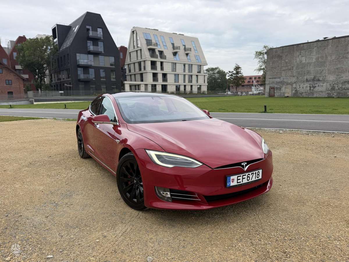 Tesla Model S, 75 kWh, hatchback