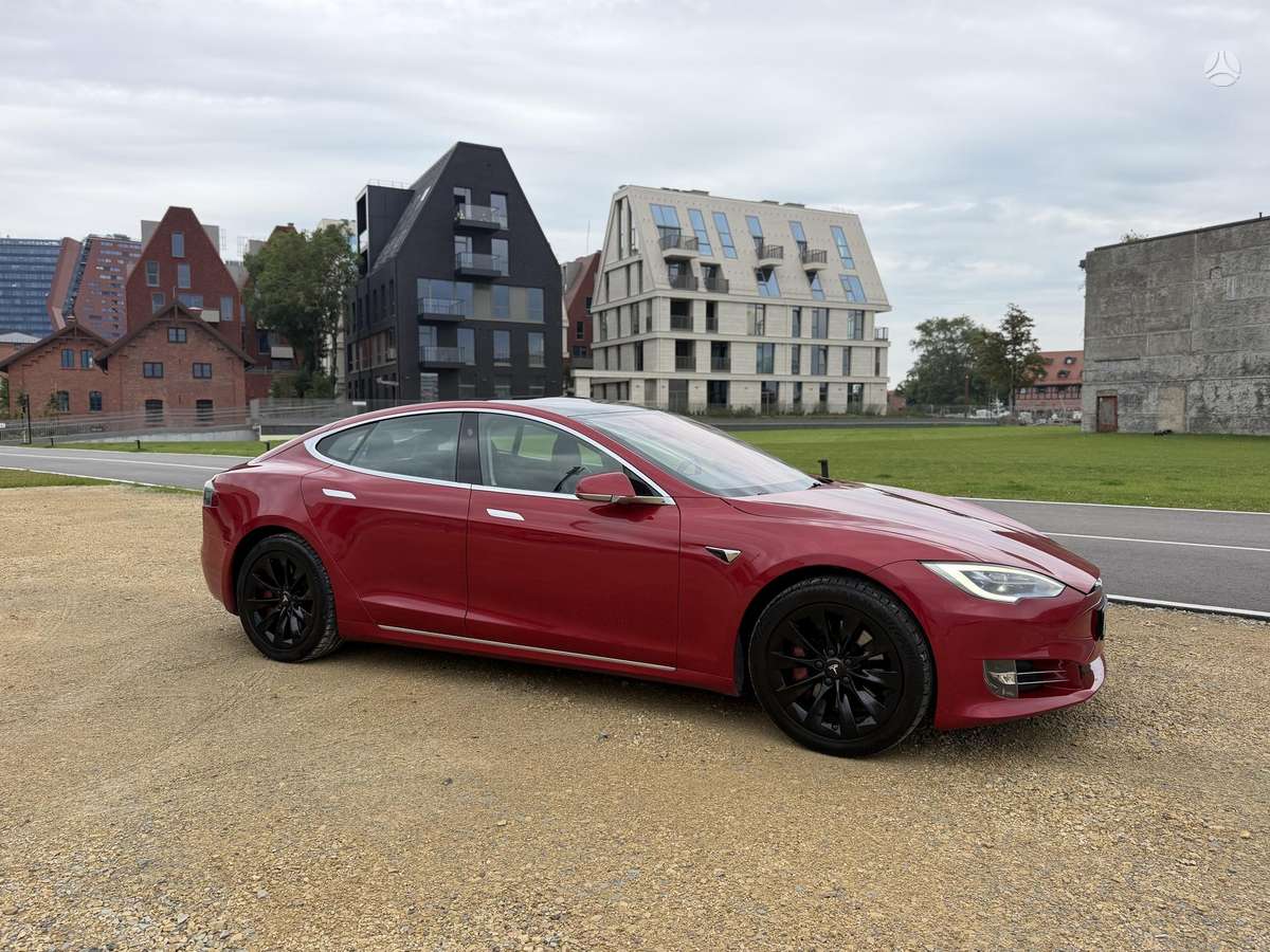 Tesla Model S, 75 кВт·ч, Хэтчбек