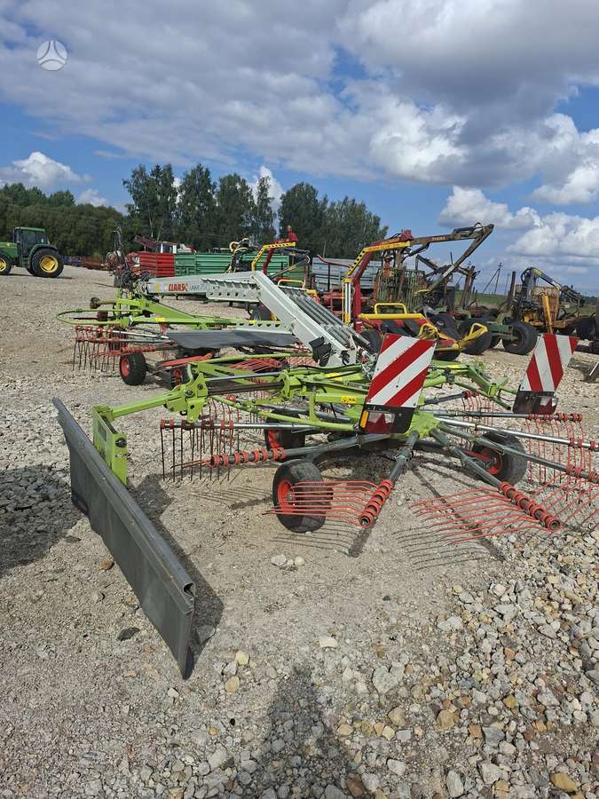 Claas Liner 750 Twin, grėbliai
