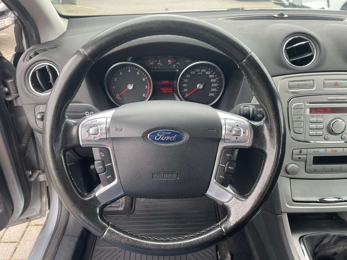 Ford Mondeo, 2.0 l., Хэтчбек