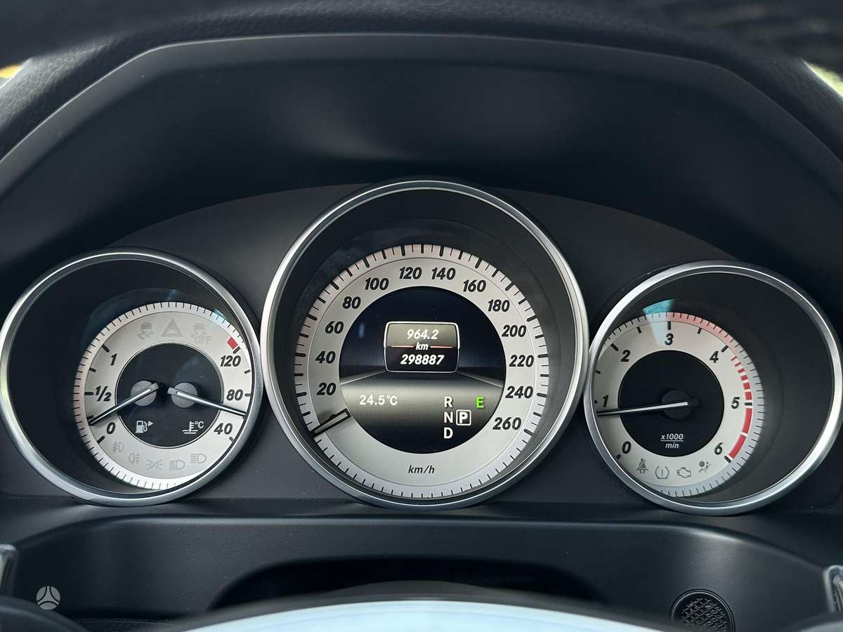 Mercedes-Benz E220, 2.2 l., Универсал