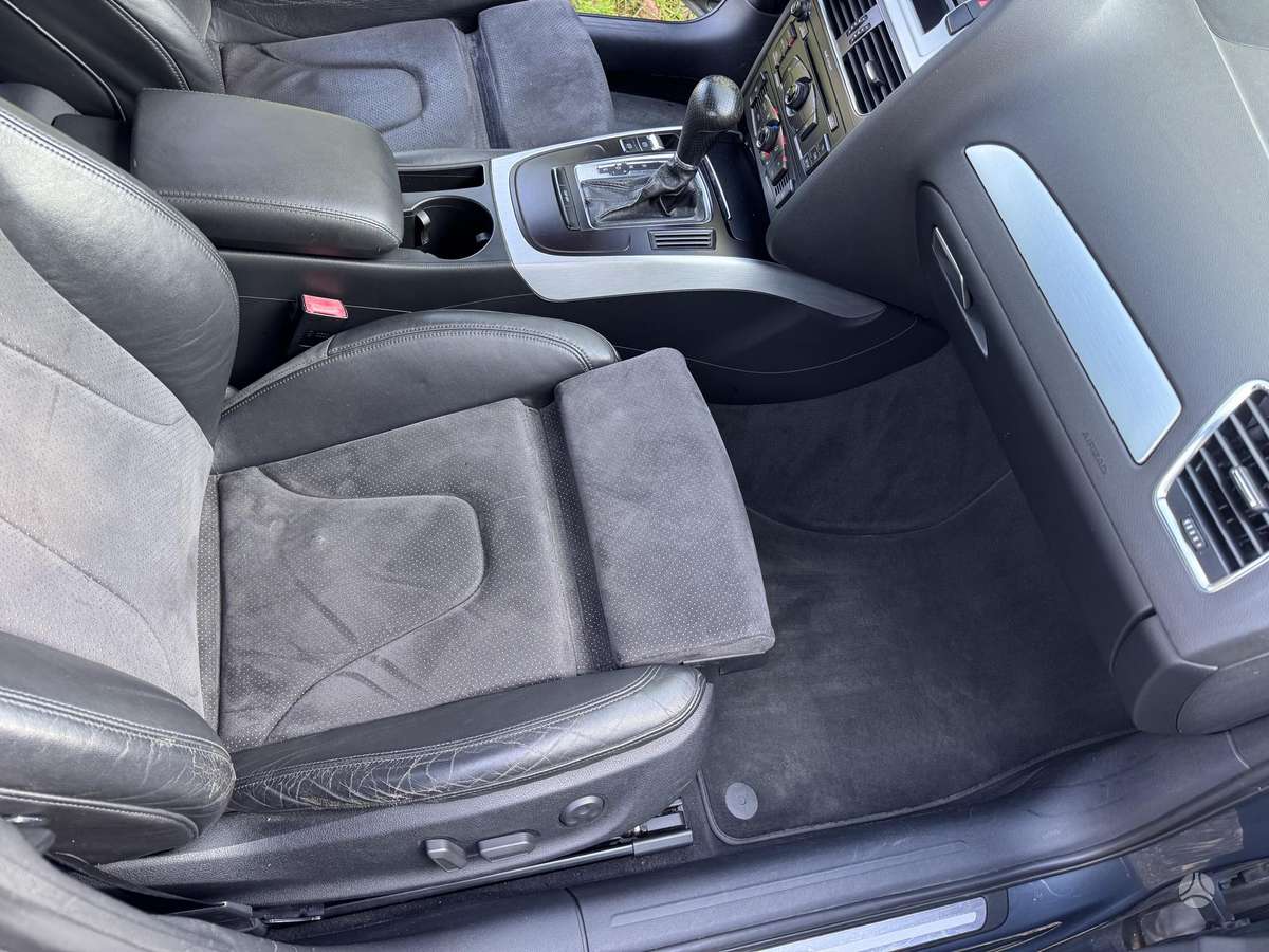 Audi A4, 2.7 l., sedanas