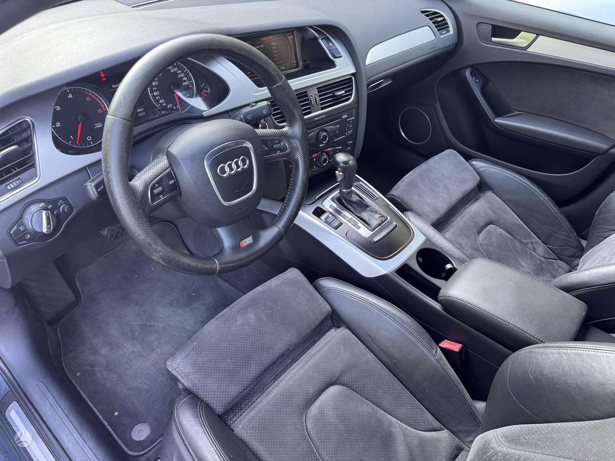 Audi A4, 2.7 l., sedanas