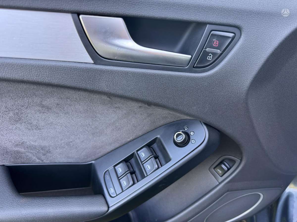Audi A4, 2.7 l., sedanas