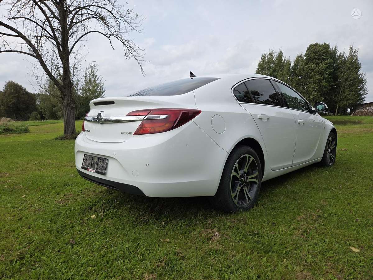 Opel Insignia - 4