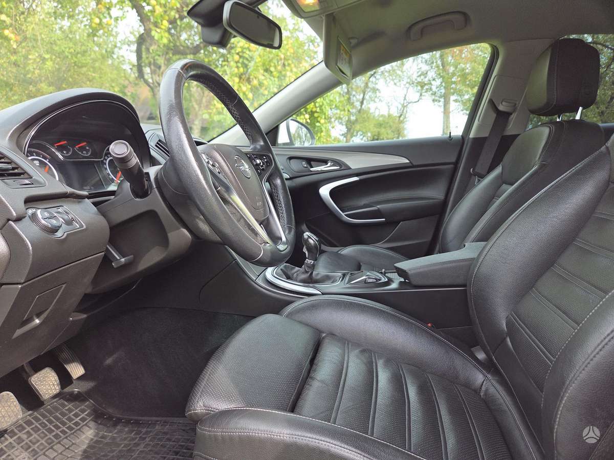 Opel Insignia - 9