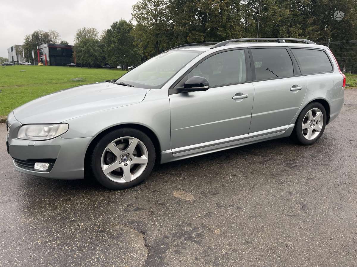 Volvo V70, 2.0 l., Универсал