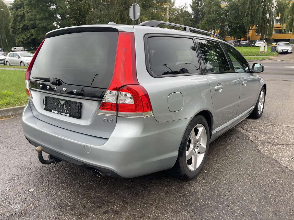 Volvo V70, 2.0 l., wagon