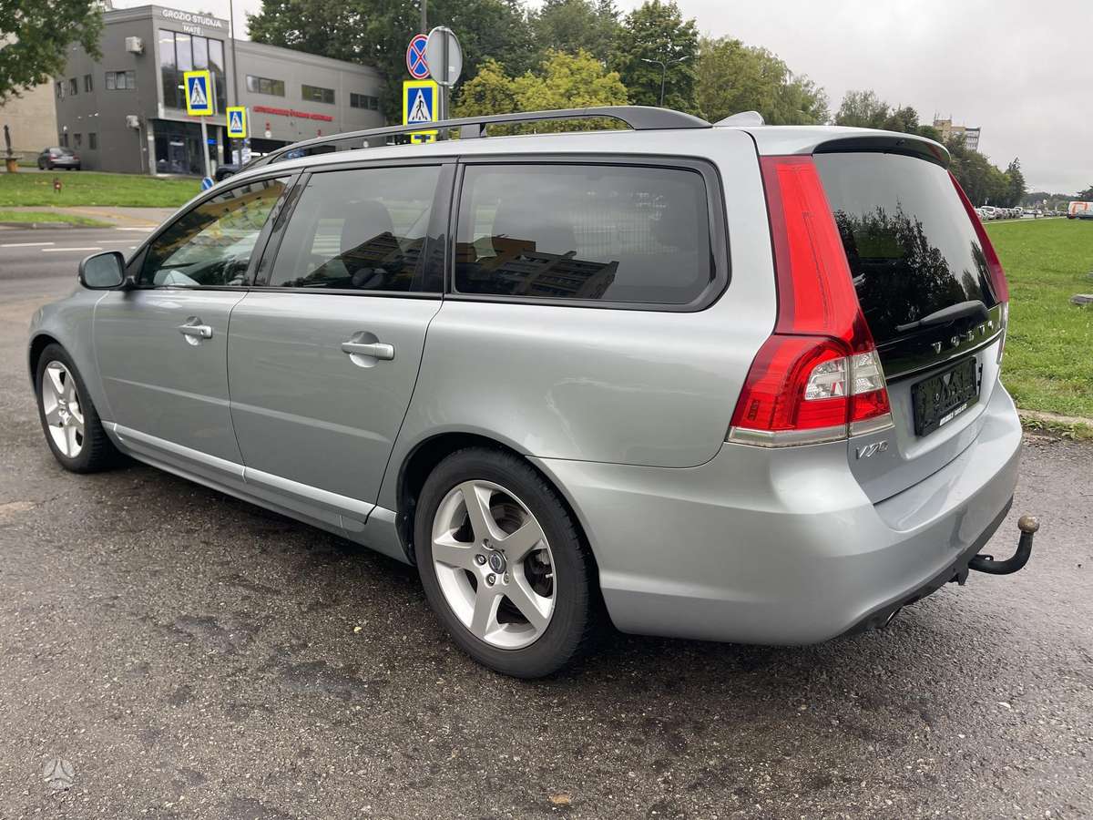 Volvo V70, 2.0 l., Универсал
