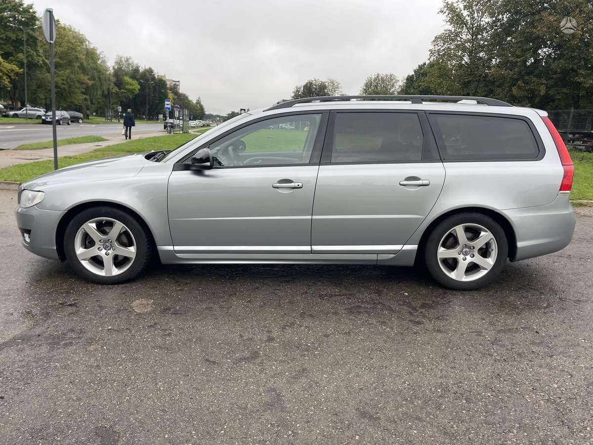 Volvo V70, 2.0 l., wagon