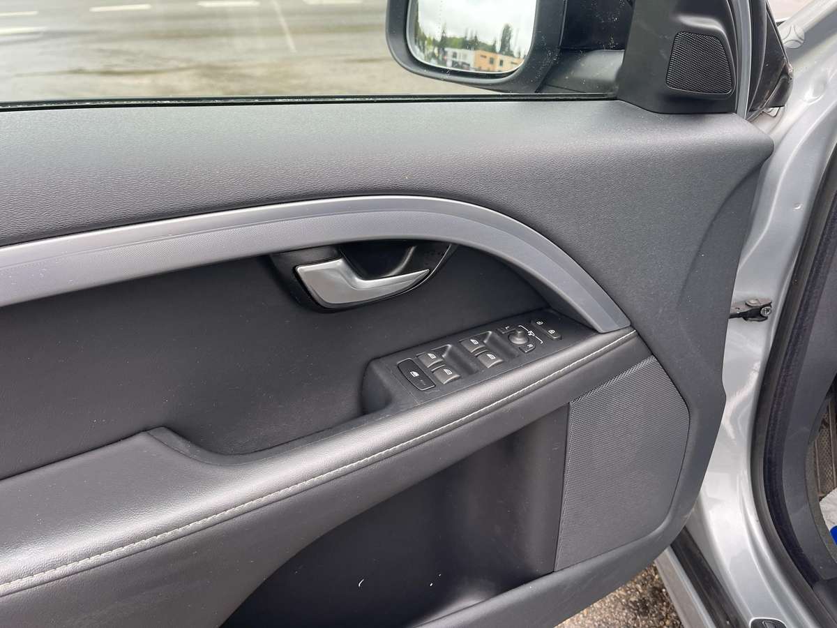 Volvo V70, 2.0 l., universalas