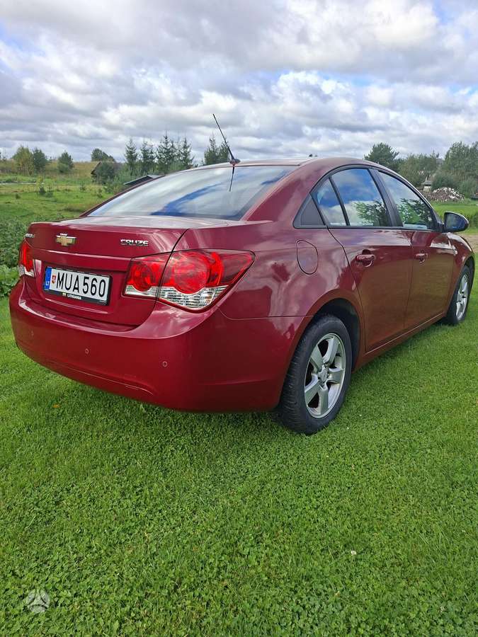 Chevrolet Cruze - 4