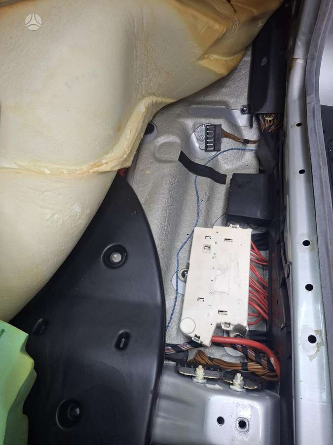 BMW 735, 3.5 l., Седан