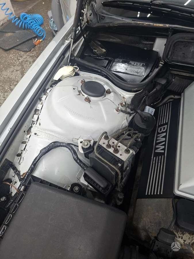 BMW 735, 3.5 l., Седан