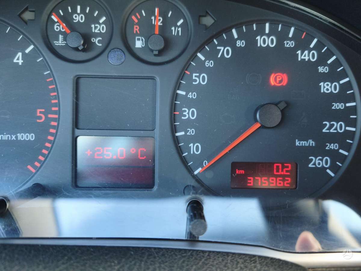 Audi A4, 1.9 l., Седан