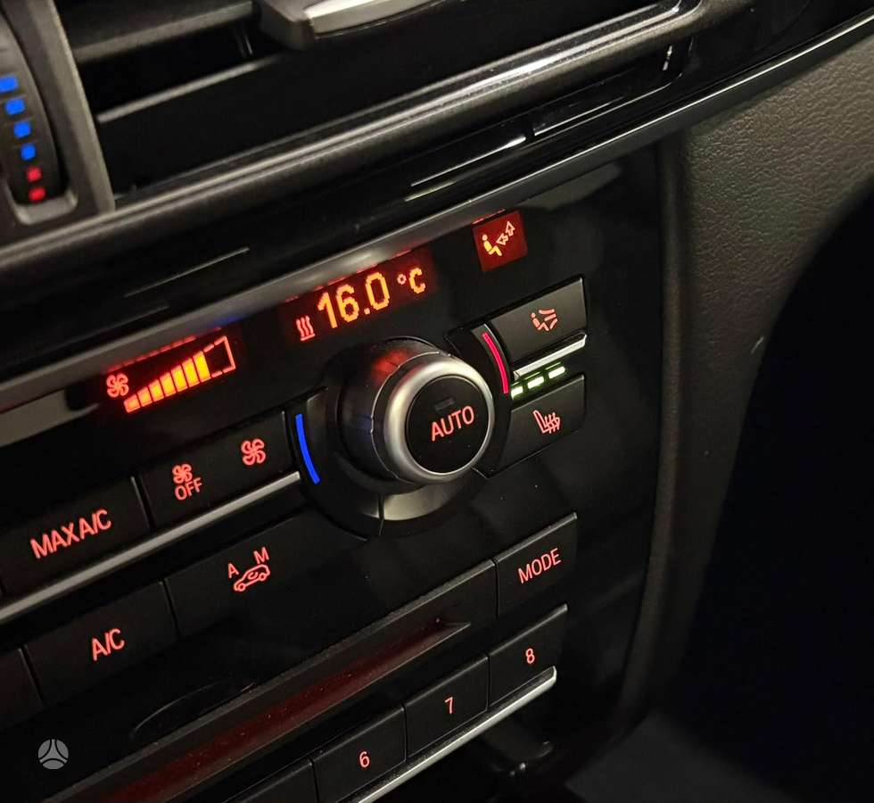 BMW X5 - 11