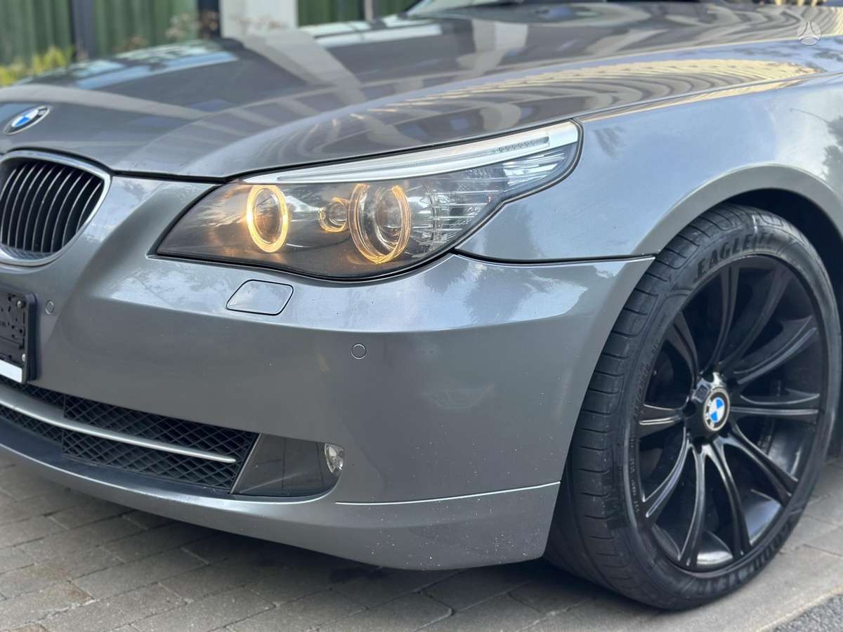 BMW 520, 2.0 l., wagon