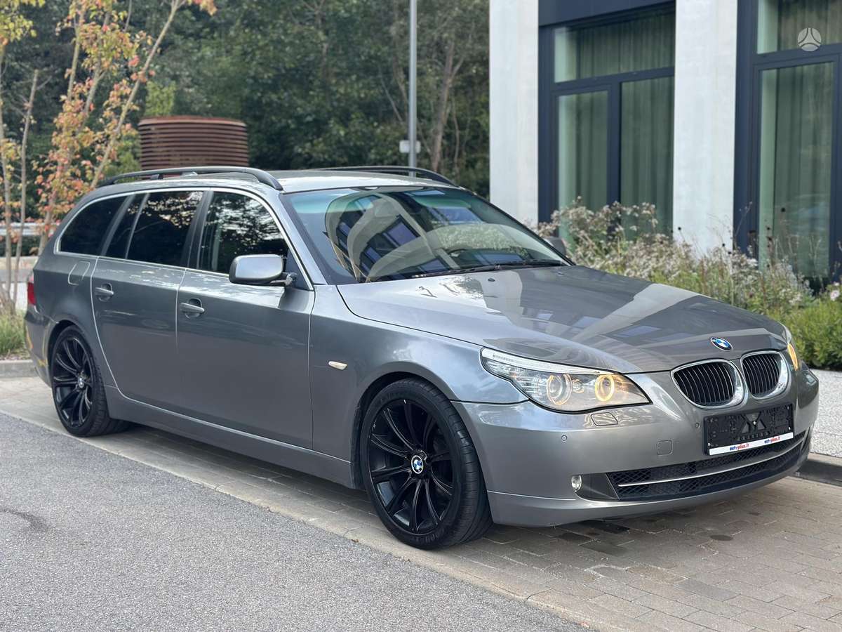 BMW 520, 2.0 l., wagon