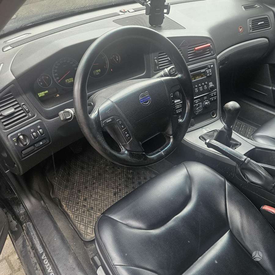 Volvo V70, 2.4 l., wagon