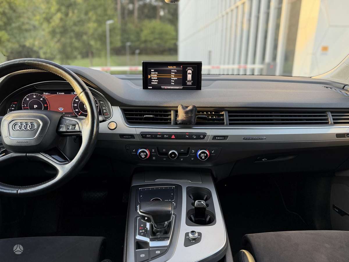 Audi Q7, 3.0 l., Внедорожник / Кроссовер