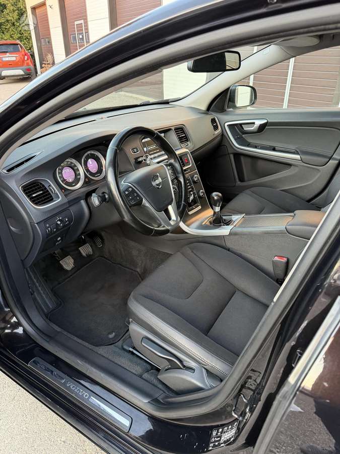 Volvo V60, 2.0 l., wagon