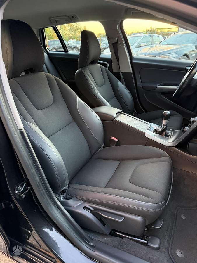 Volvo V60, 2.0 l., wagon