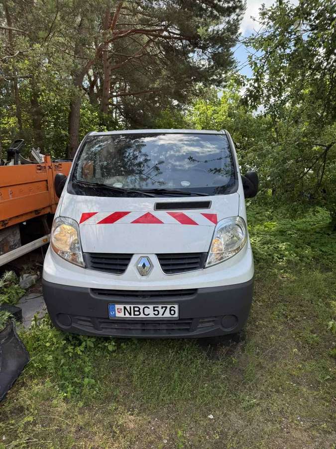 Renault Trafic - 1