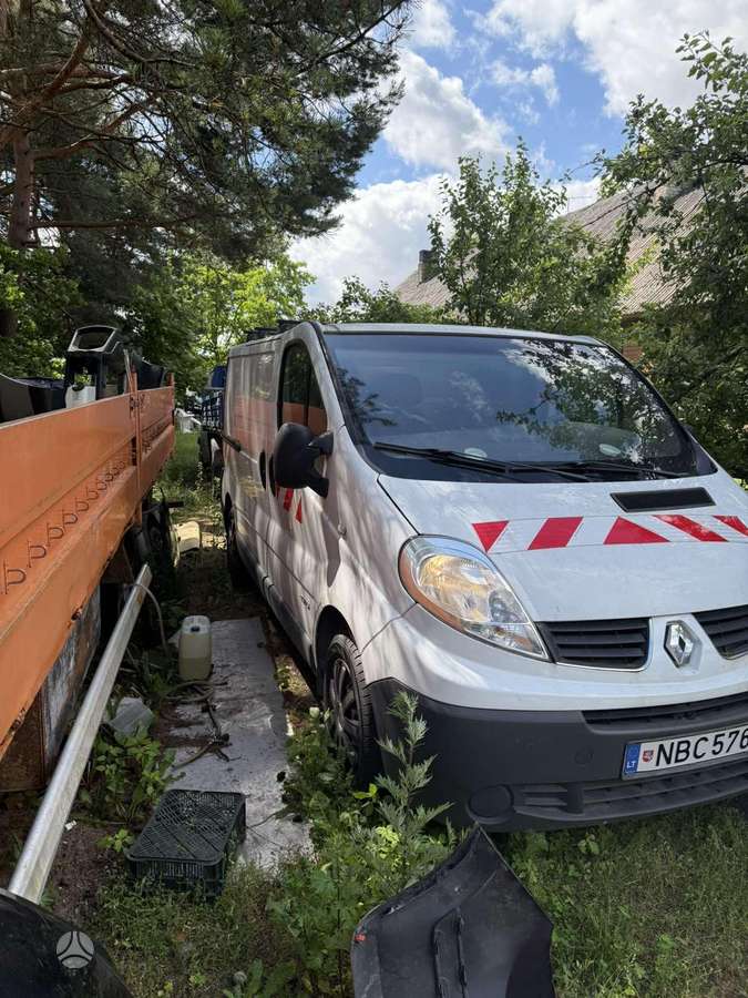 Renault Trafic - 2