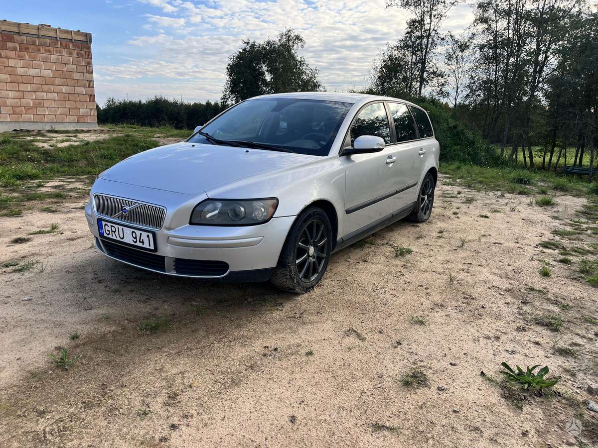 Volvo V50 - 2