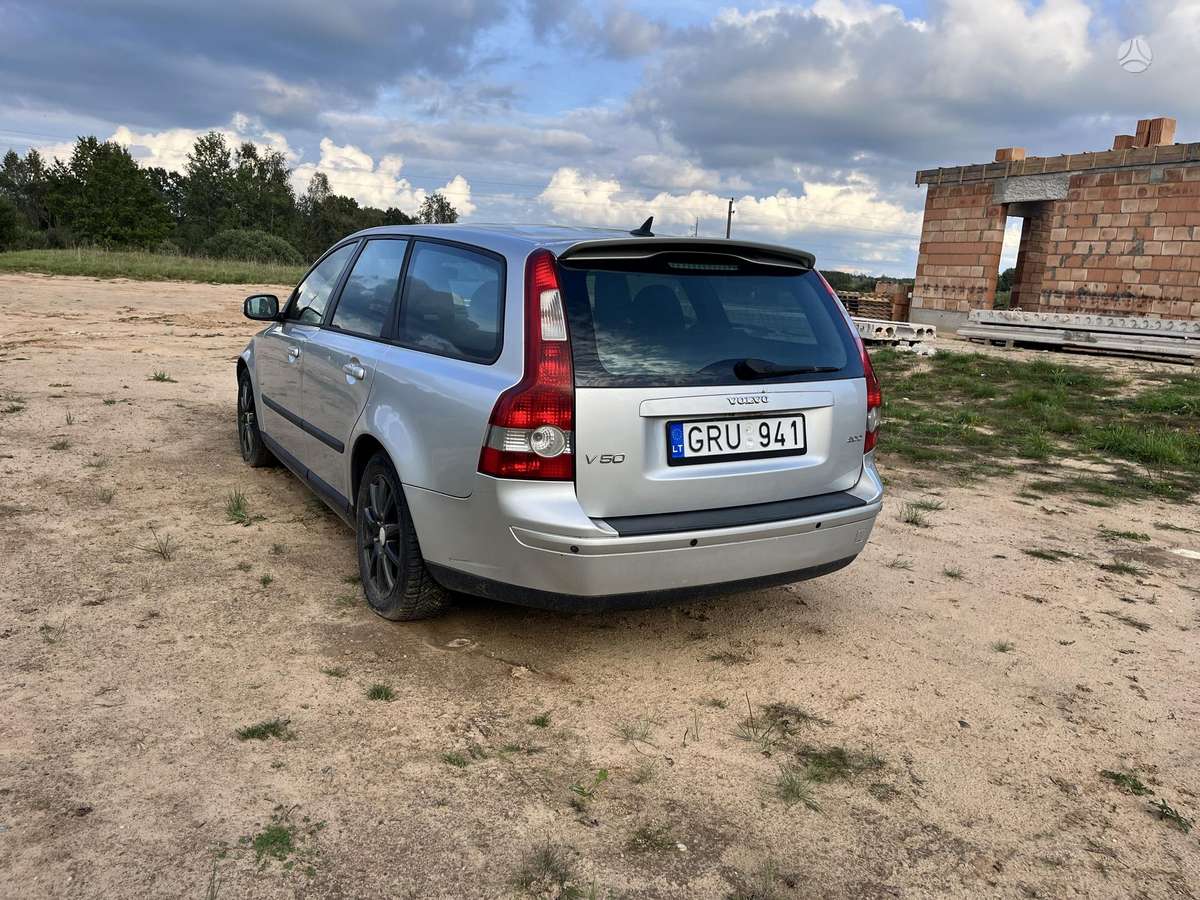 Volvo V50 - 3