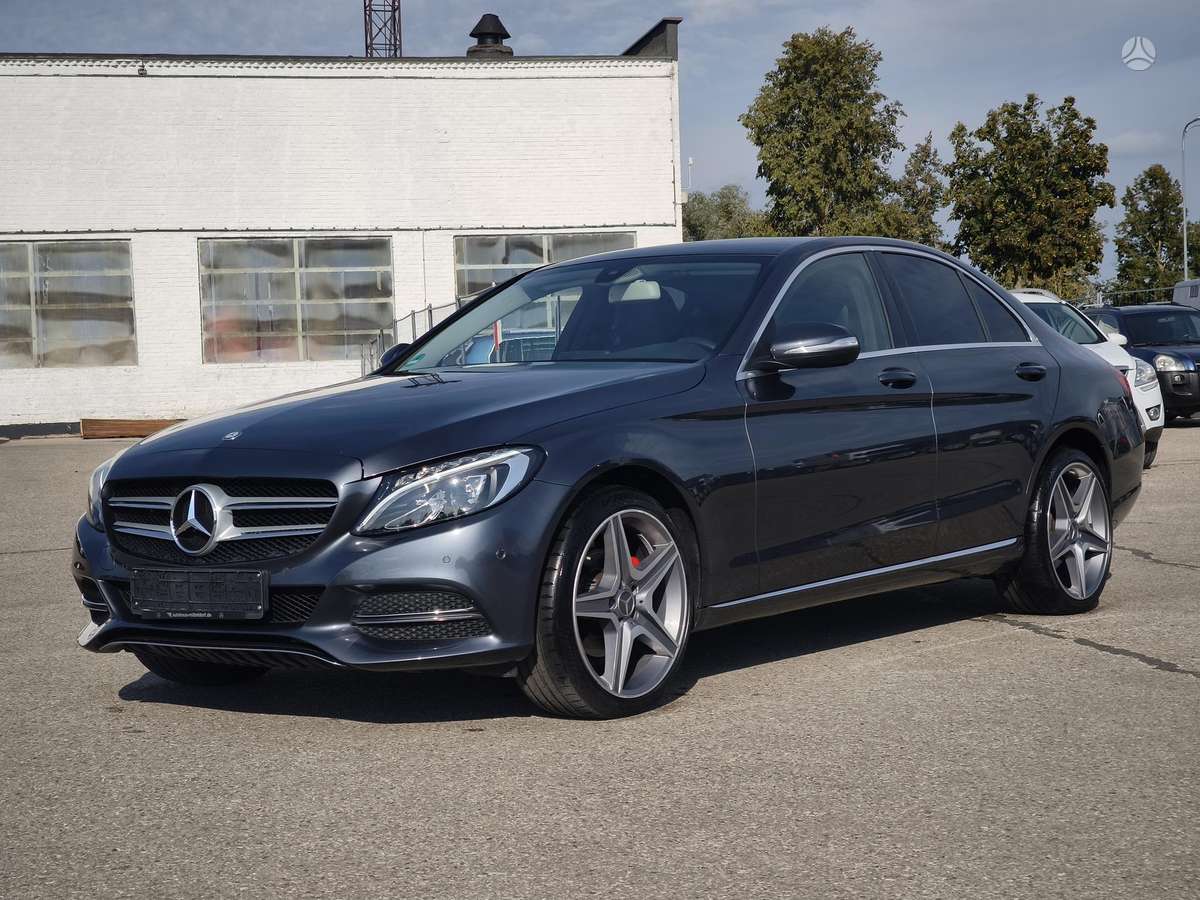 Mercedes-Benz C200 - 2