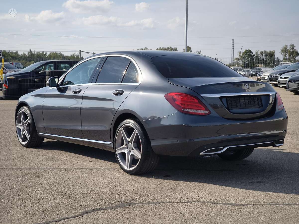 Mercedes-Benz C200 - 6