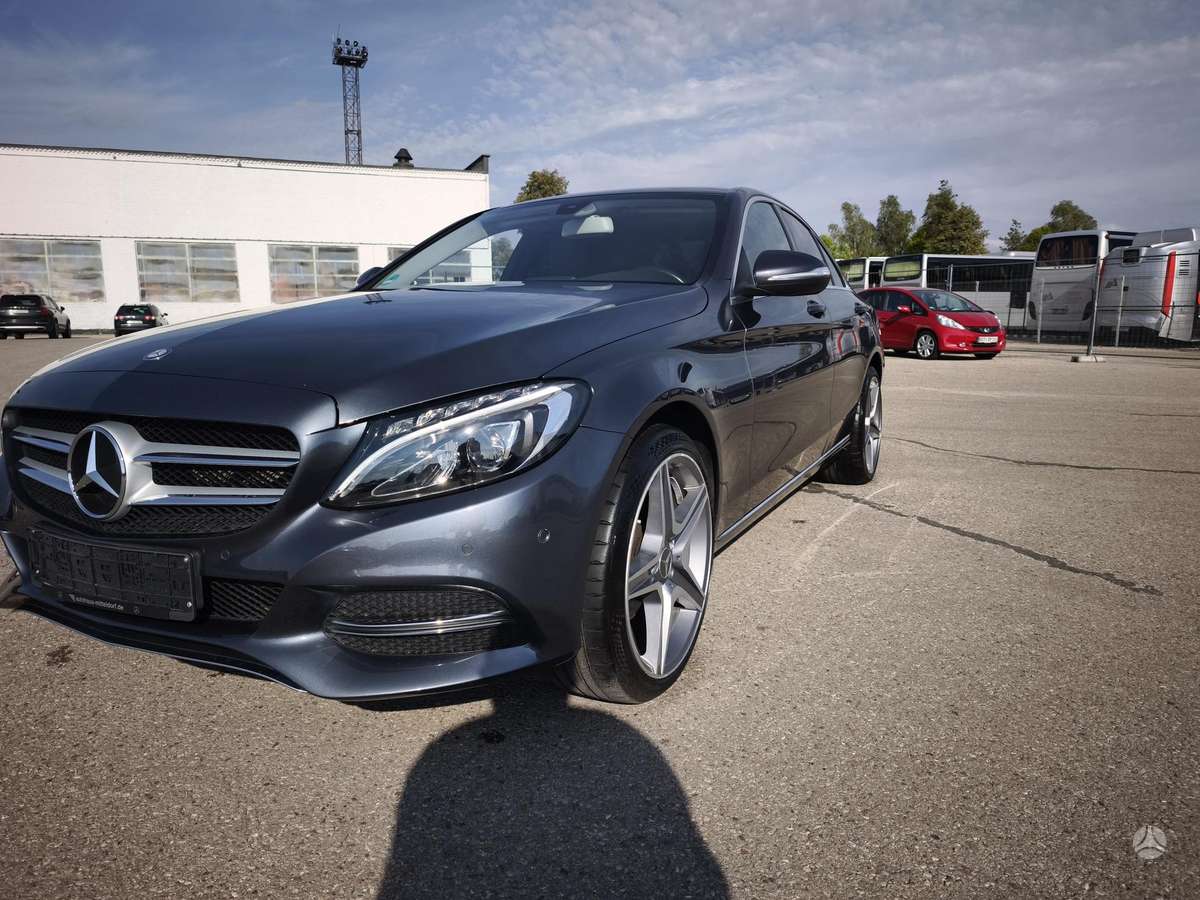 Mercedes-Benz C200 - 9