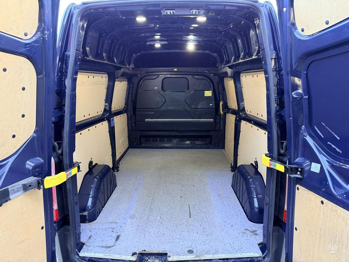 Ford Transit Custom - 10