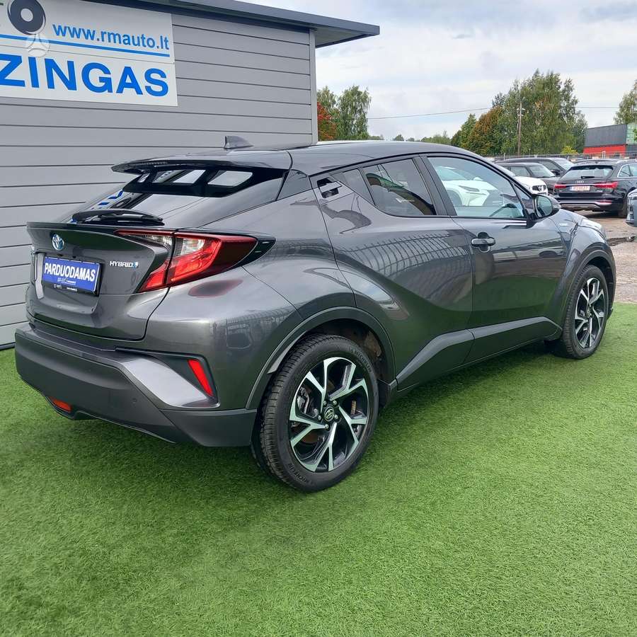 Toyota C-HR - 5