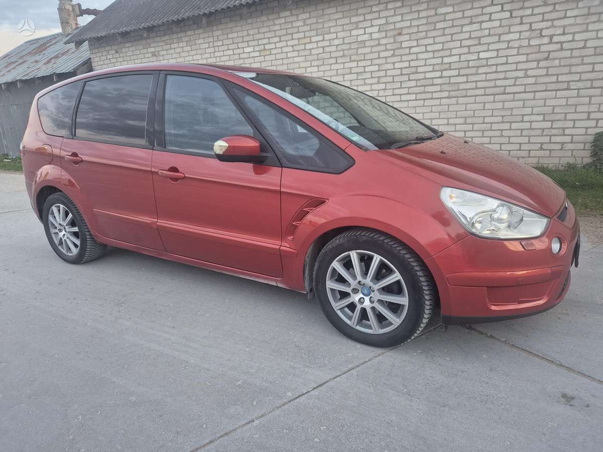 Ford S-MAX - 3