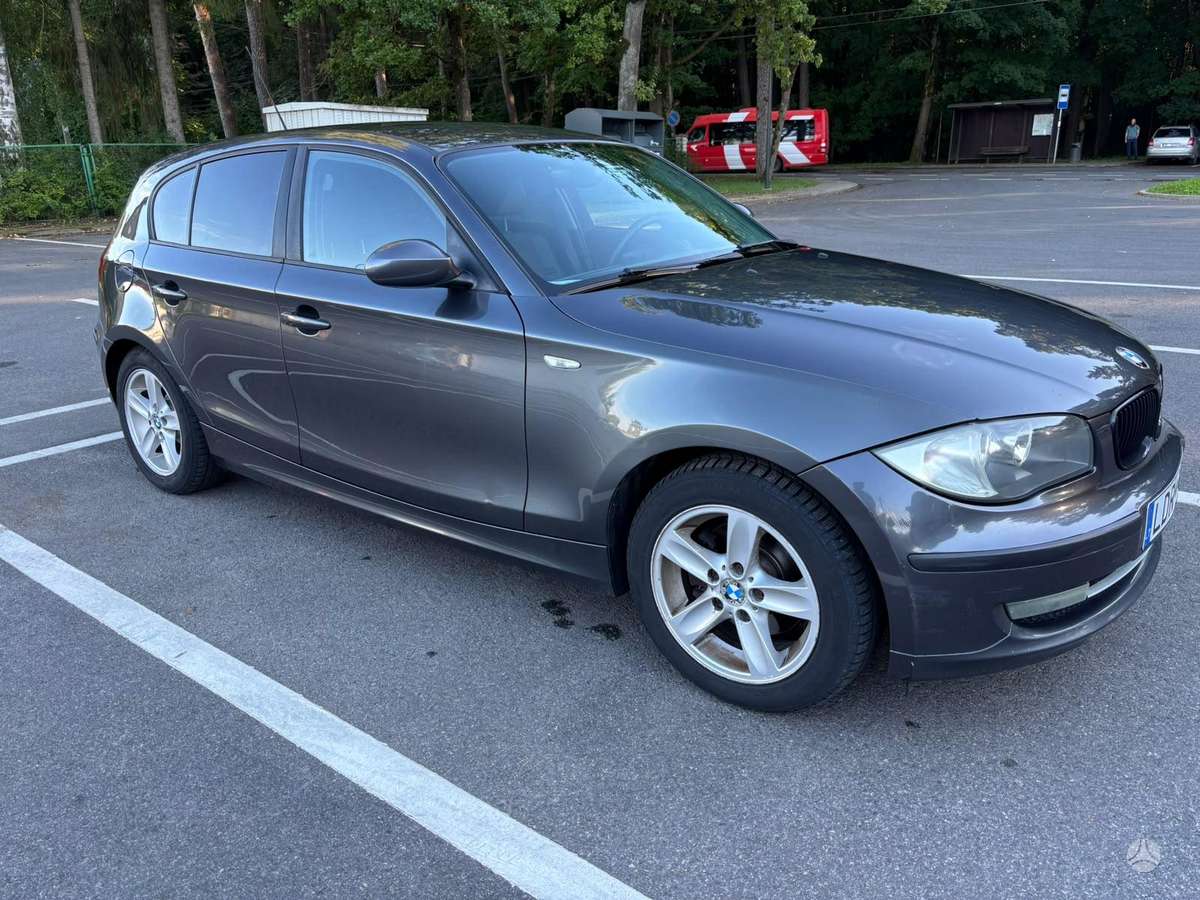 BMW 118 - 1