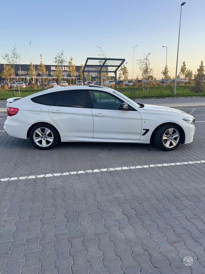 BMW 320 Gran Turismo - 8