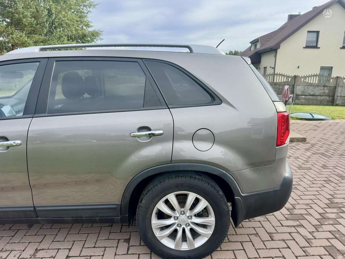 KIA Sorento - 6
