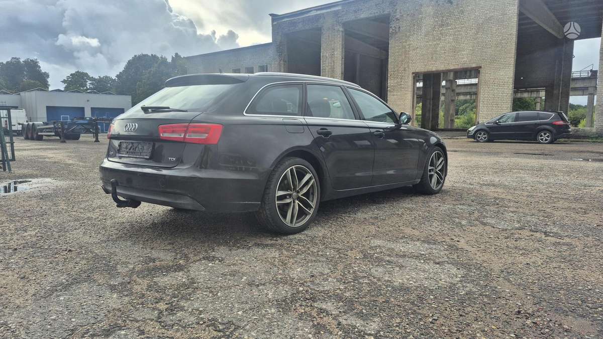 Audi A6 - 6
