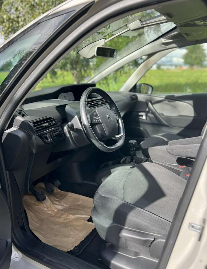 Citroën C4 SpaceTourer - 11
