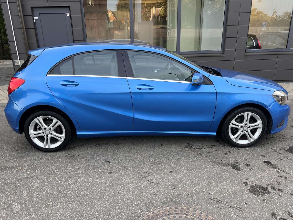 Mercedes-Benz A180 - 5