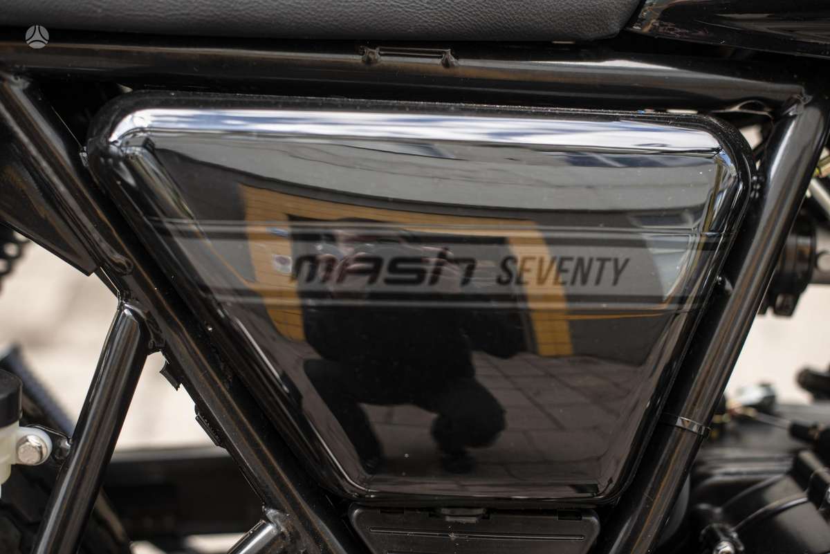 Mash Seventy 125cc, street / classic