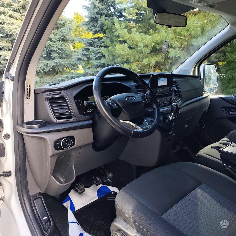 Ford Transit Custom - 9