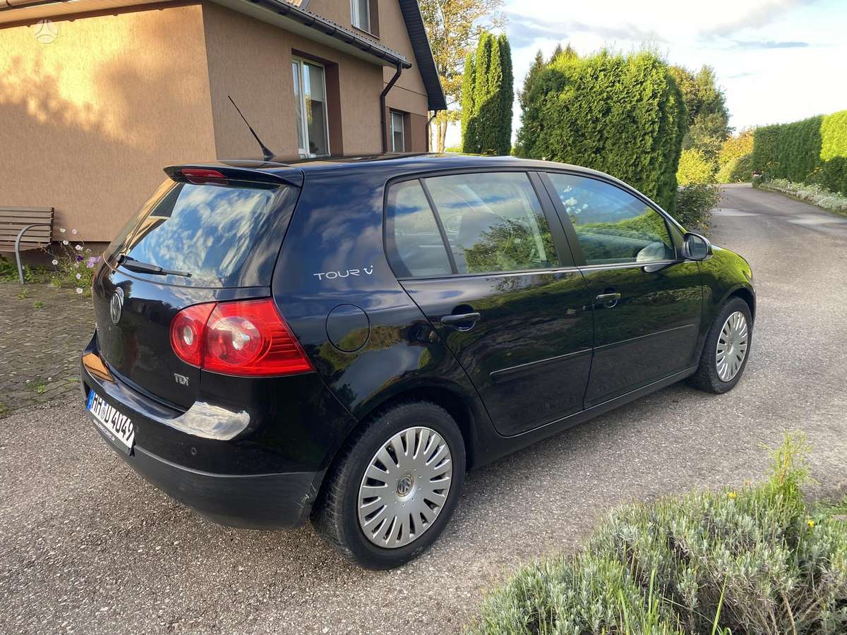 Volkswagen Golf - 4