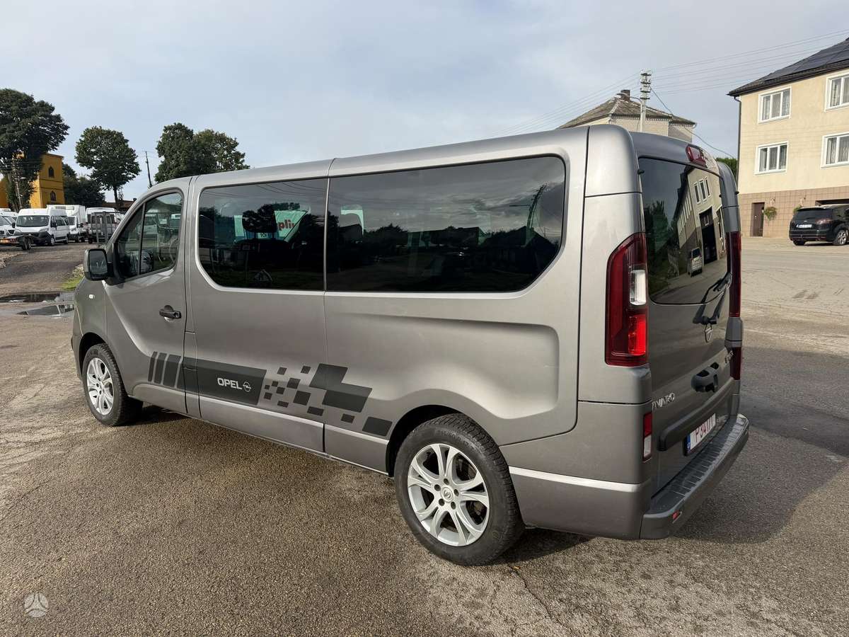 Opel Vivaro - 4