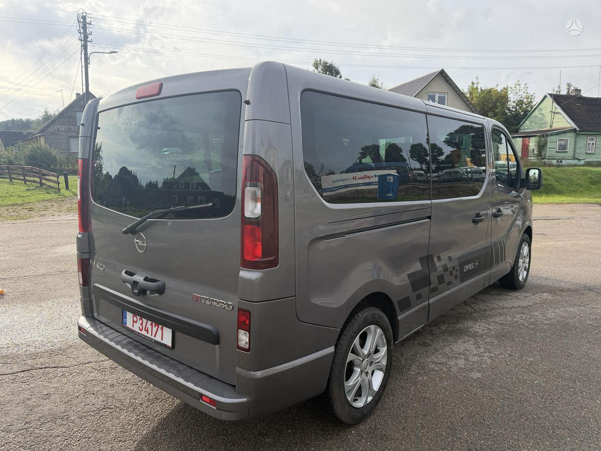 Opel Vivaro - 5