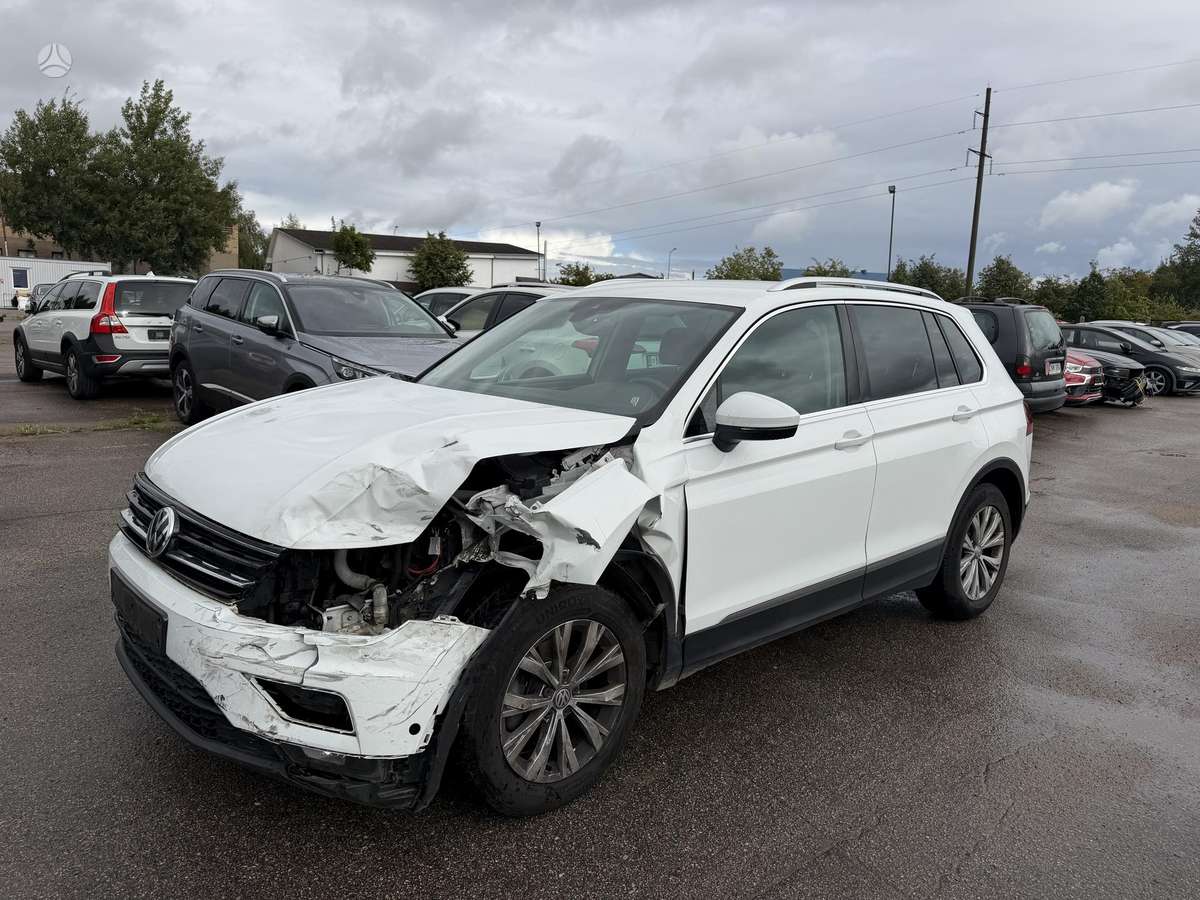 Volkswagen Tiguan - 3